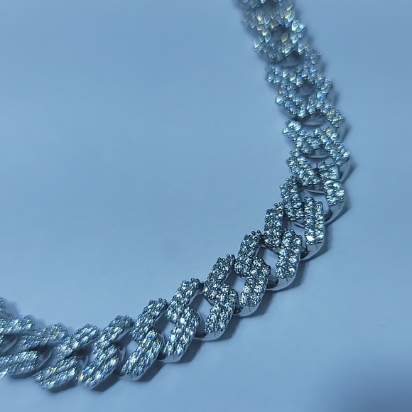 Silver bustdown Cuban link chain